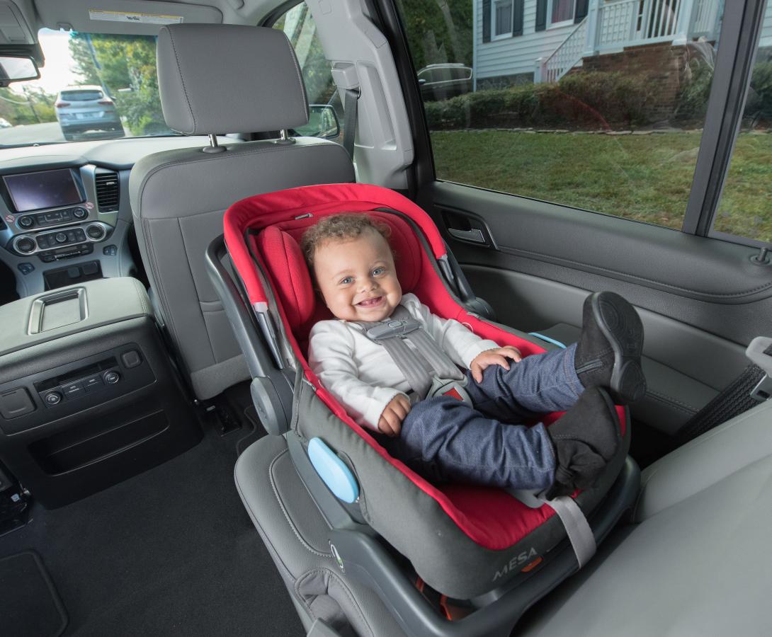 kid in car seat